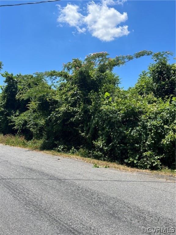 Pending $25,000 • Co-Listing Agent