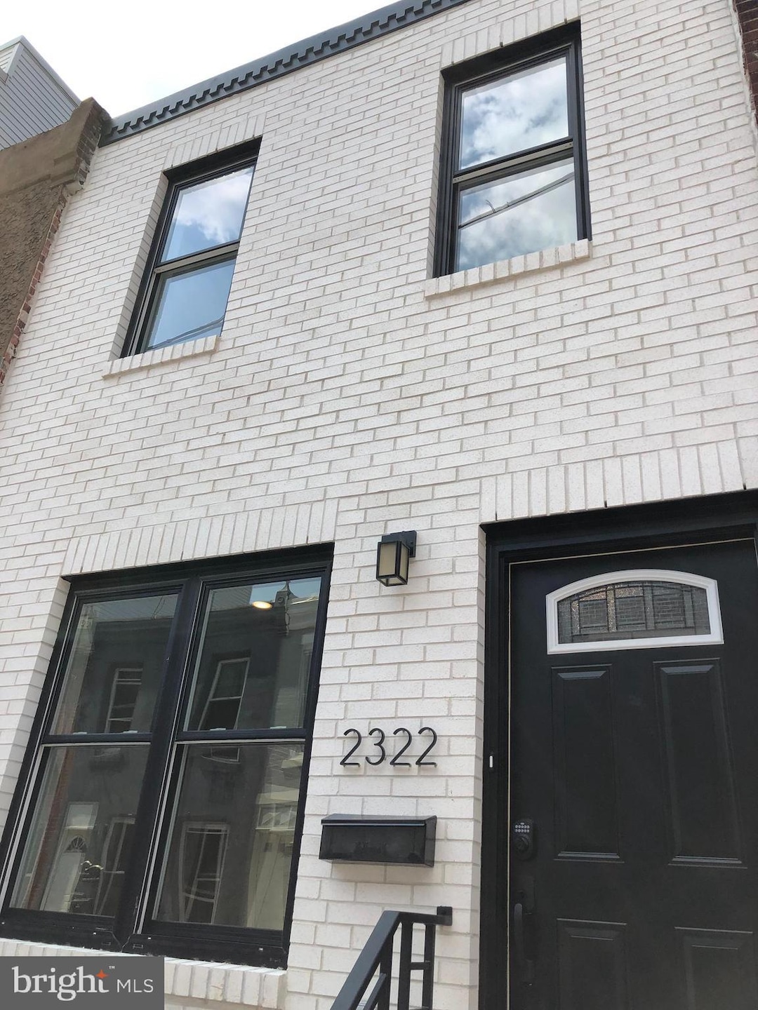 2322 Gerritt St, Philadelphia, PA 19146 - photo 1