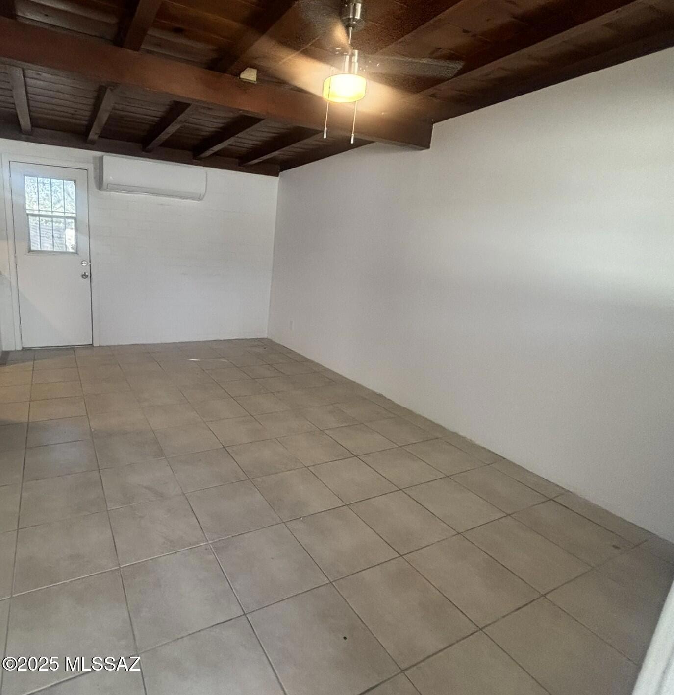 3566 E Kleindale Rd unit D, Tucson, AZ 85716 - photo 1