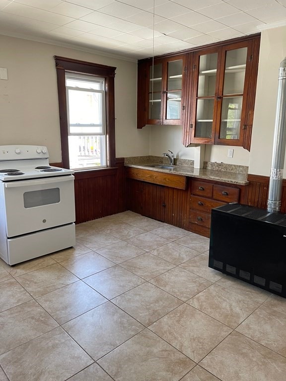7 West St unit 2R, Dudley, MA 01571 - photo 1