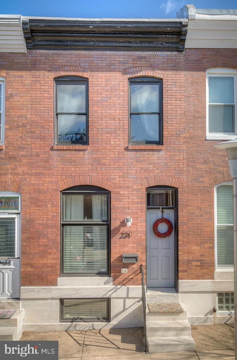 231 S Robinson St, Baltimore, MD 21224 - photo 1