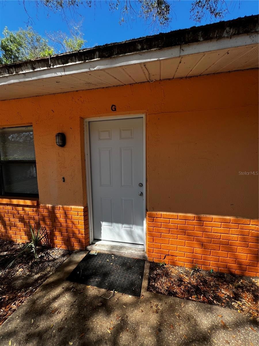 For Rent $1,700/month