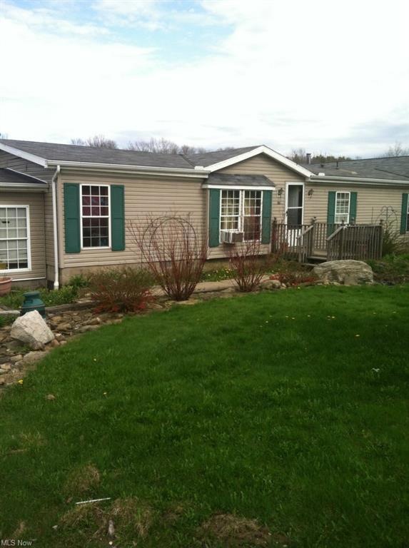 1120 Garrett Rd, Jefferson, OH 44047 - photo 1