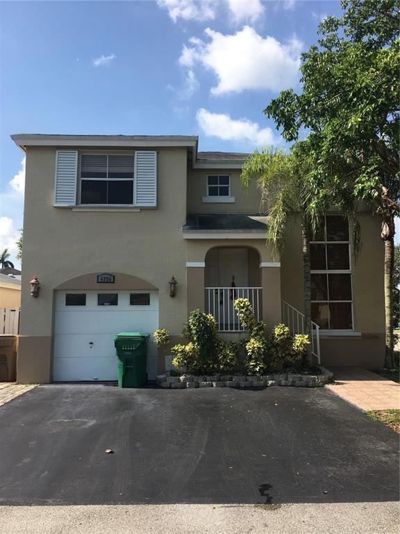 4350 SW 72nd Terrace unit 1, Davie, FL 33314 - photo 1