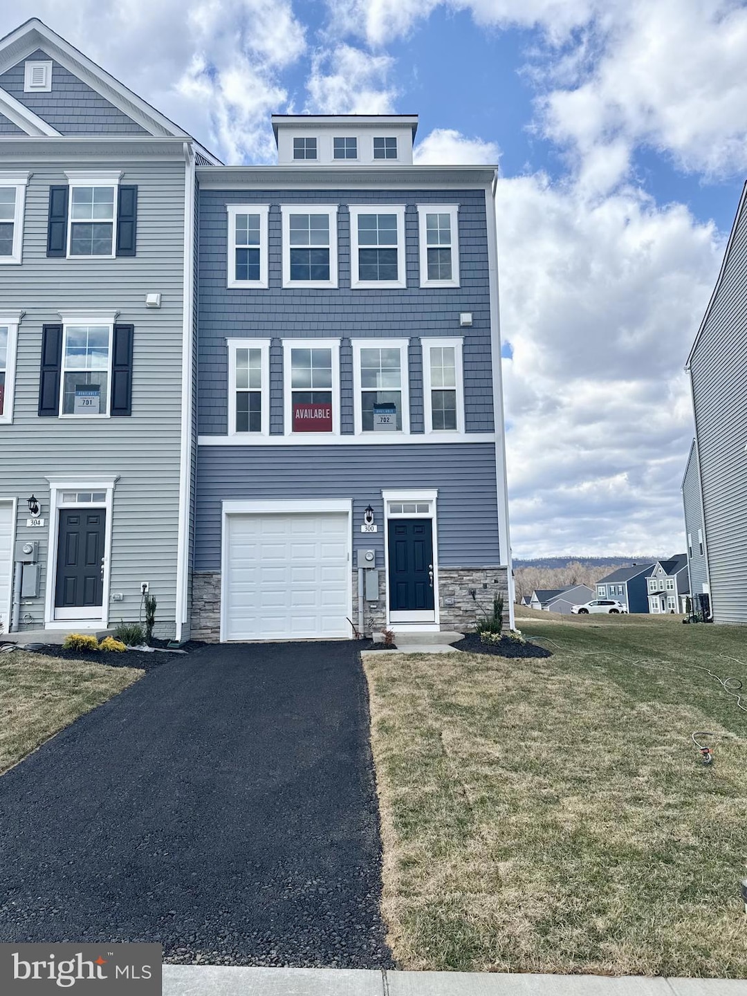 Sold $312,873 • Co-Listing Agent
