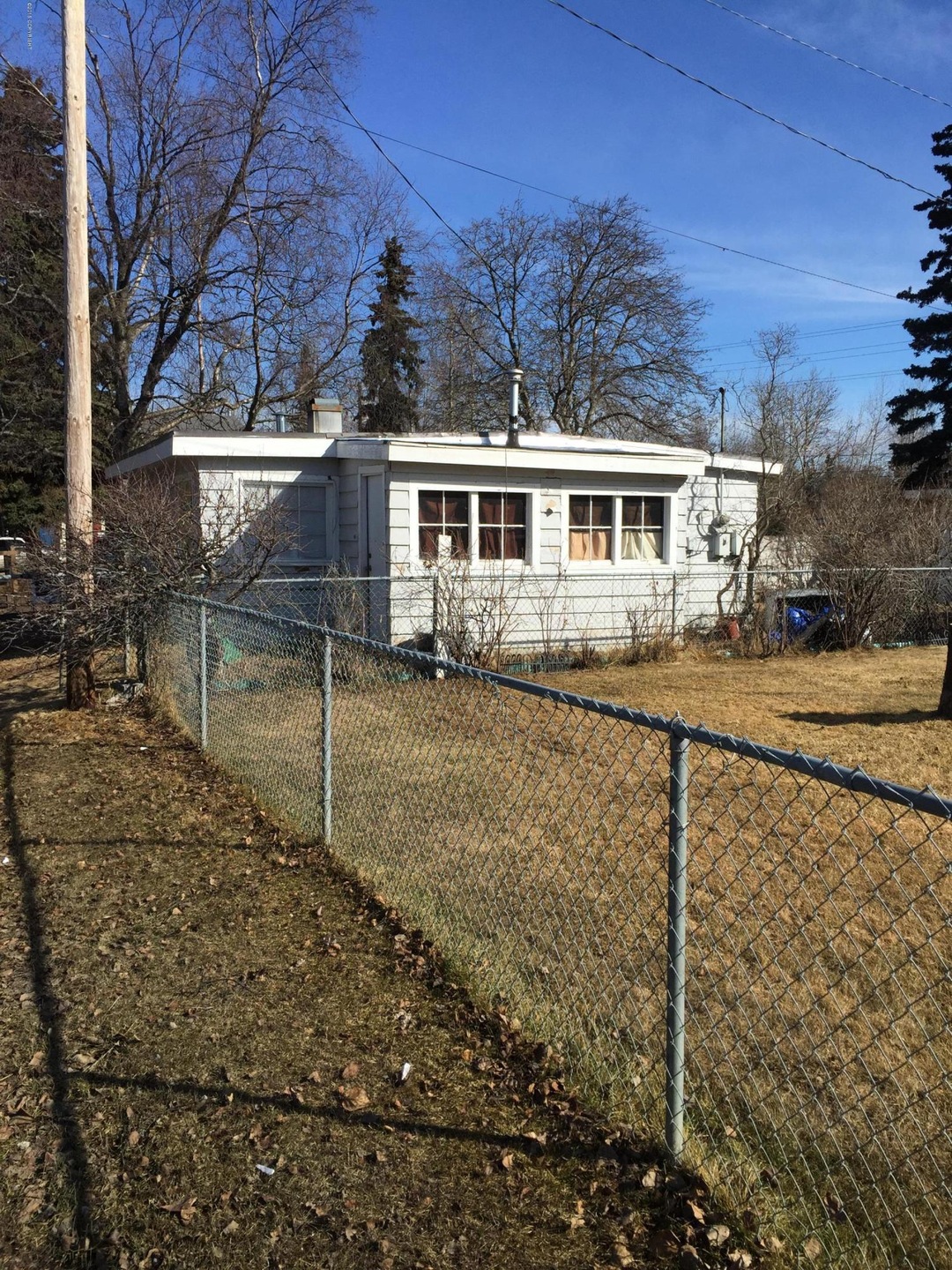 3501 Willow St, Anchorage, AK 99517 - photo 1