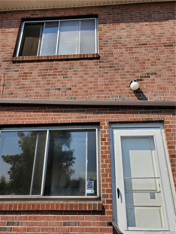 213 Barnes Ave unit 213, New Haven, CT 06513 - photo 1