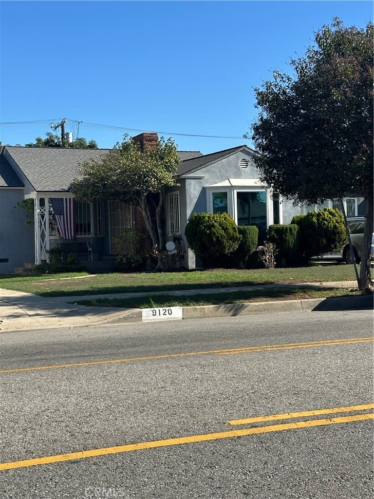 9120 S Van Ness Ave, Los Angeles, CA 90047 - photo 1