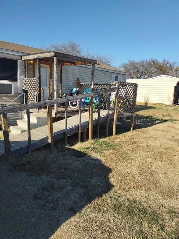 912 Skylark Dr, Granbury, TX 76049 - photo 1