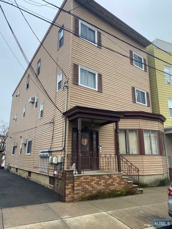 40 Grove St unit 4, Kearny, NJ 07032 - photo 1