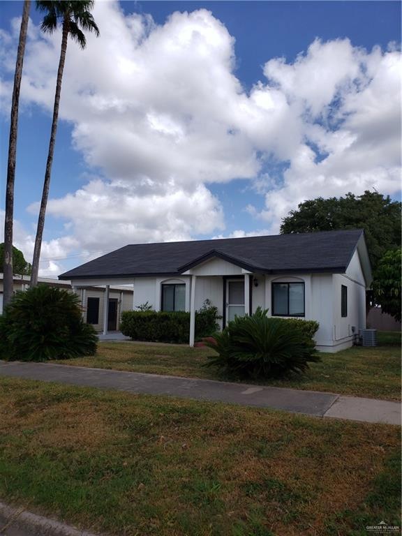 428 Northcutt Dr, Alamo, TX 78516 - photo 1