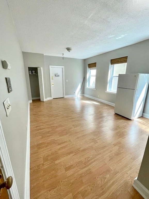 For Rent $1,900/month