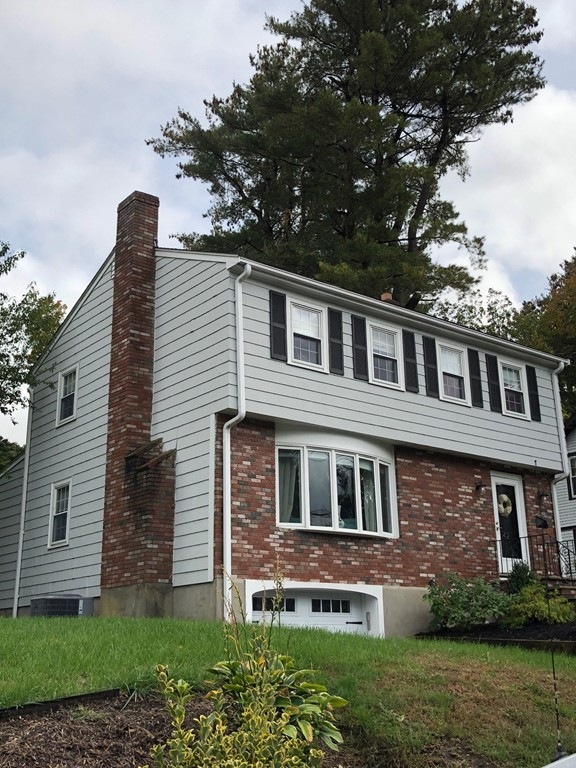 42 Lakeshore Dr, Westwood, MA 02090 - photo 1