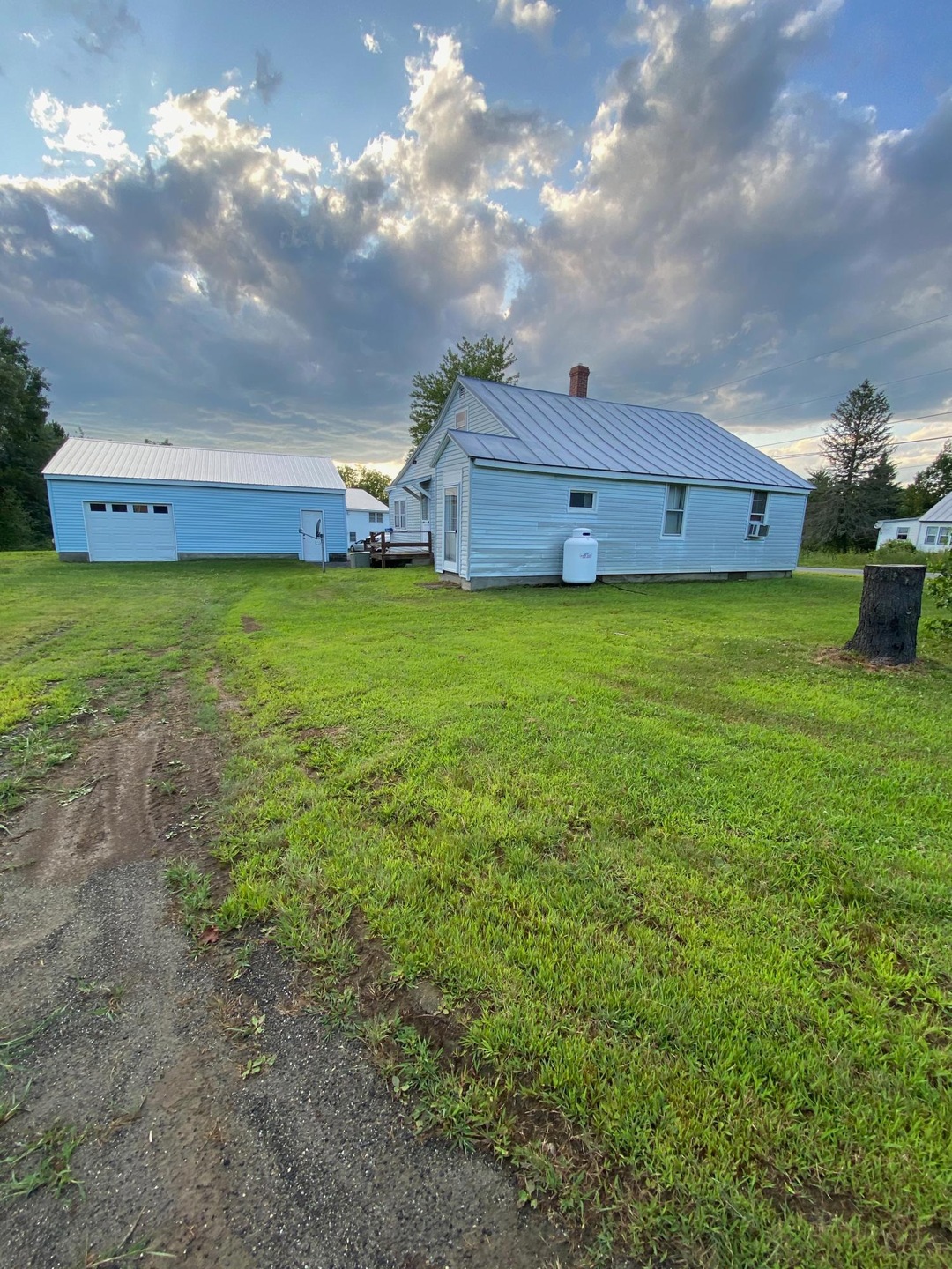 21 Pooler Ave, Skowhegan, ME 04976 - photo 1