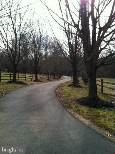 5355 Irving Ruby Rd, Sykesville, MD 21784 - photo 1