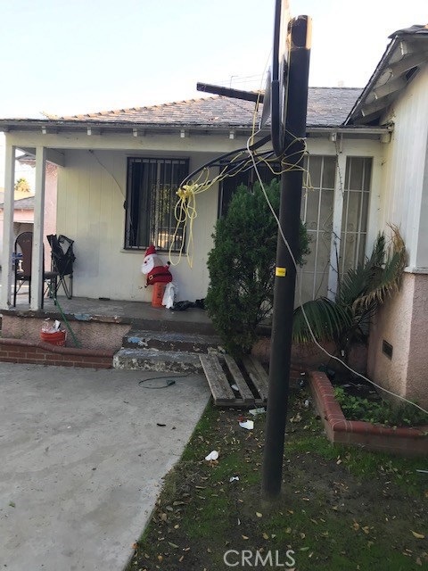 824 E 118th Place, Los Angeles, CA 90059 - photo 1