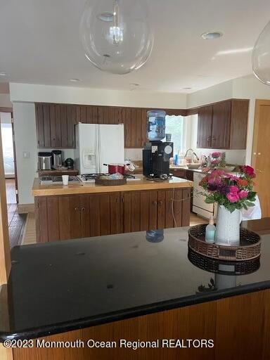 7 Slocum Place unit Winter, Oakhurst, NJ 07755 - photo 1