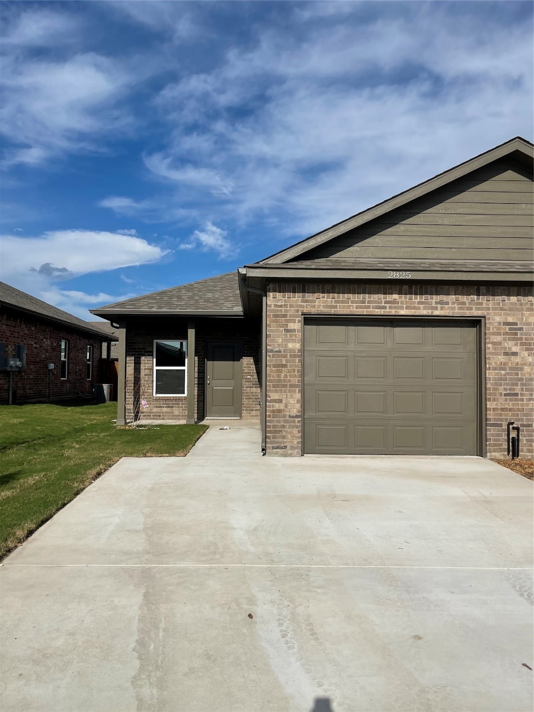 2825 Peony Dr, Sherman, TX 75092 - photo 1