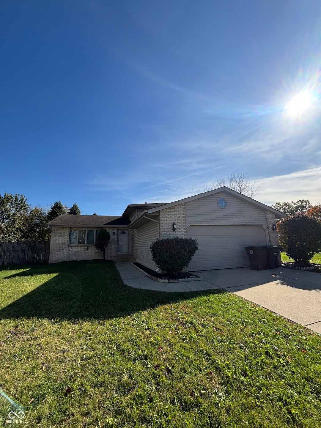 7951 Murrelet St, Hobart, IN 46342 - photo 1