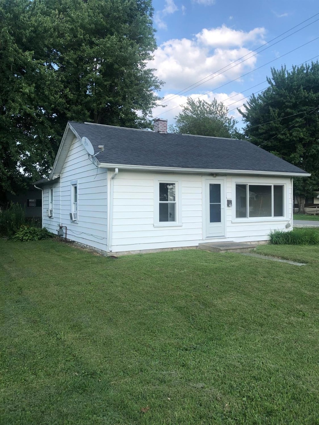 206 N Lynn St, Osgood, IN 47037 - photo 1