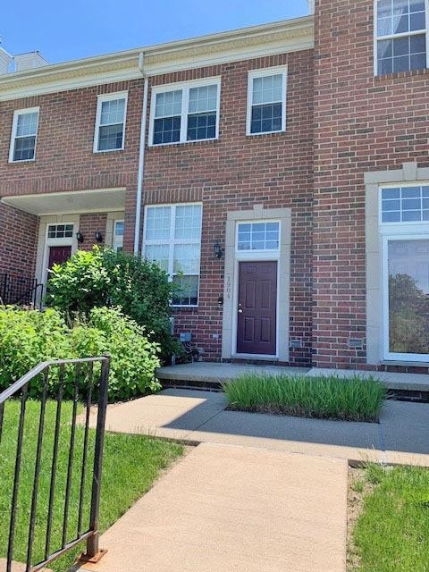 For Rent $2,100/month