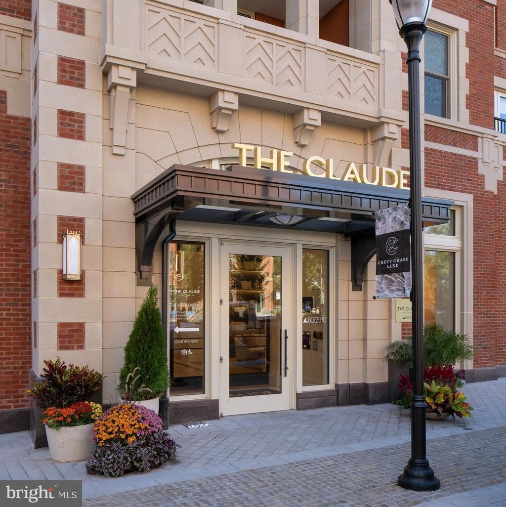 3820 Chaplin Place unit 1006, Chevy Chase, MD 20815 - photo 1