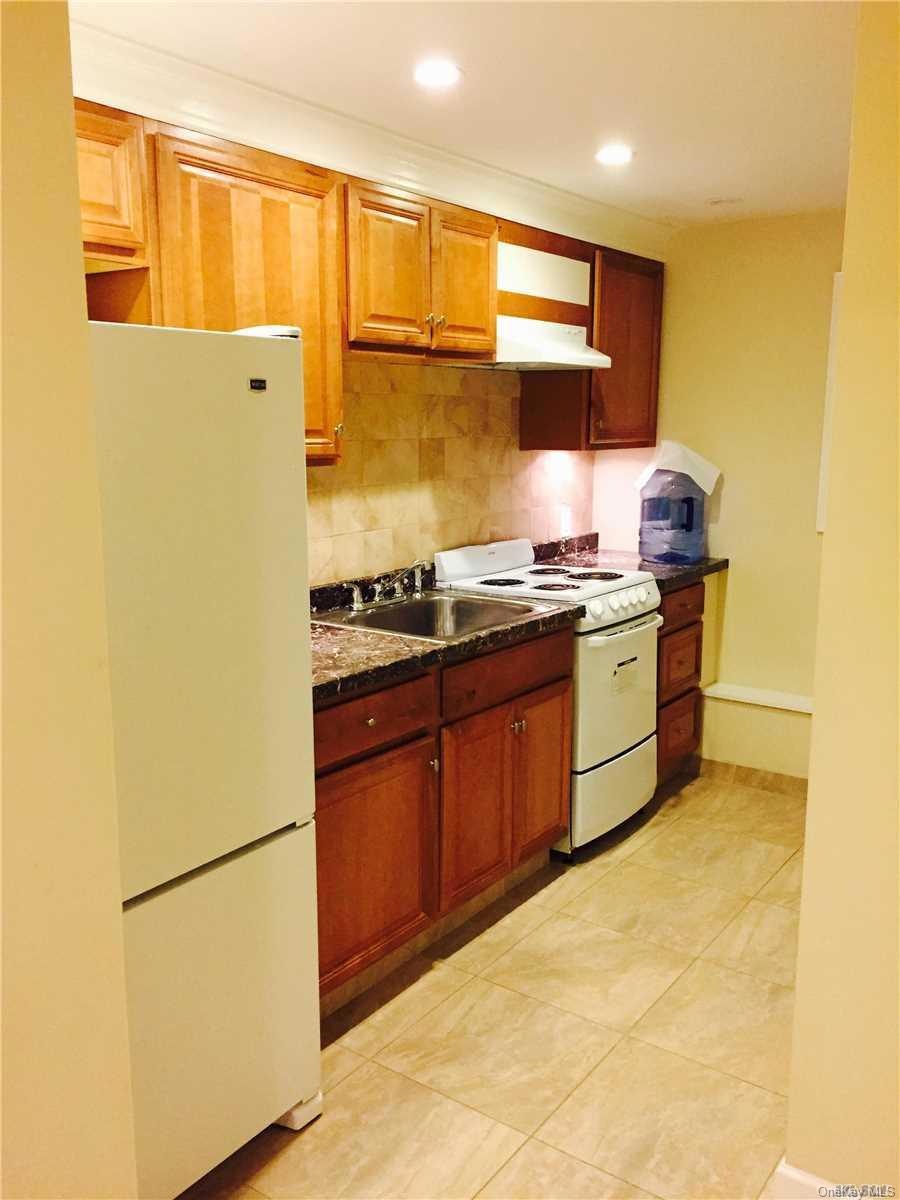 unlisted-address, Lindenhurst, NY 11757 - photo 1