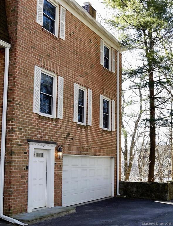 2 CAR GARAGE, 3 BR, 2.5 BA PRIVATE END UNIT