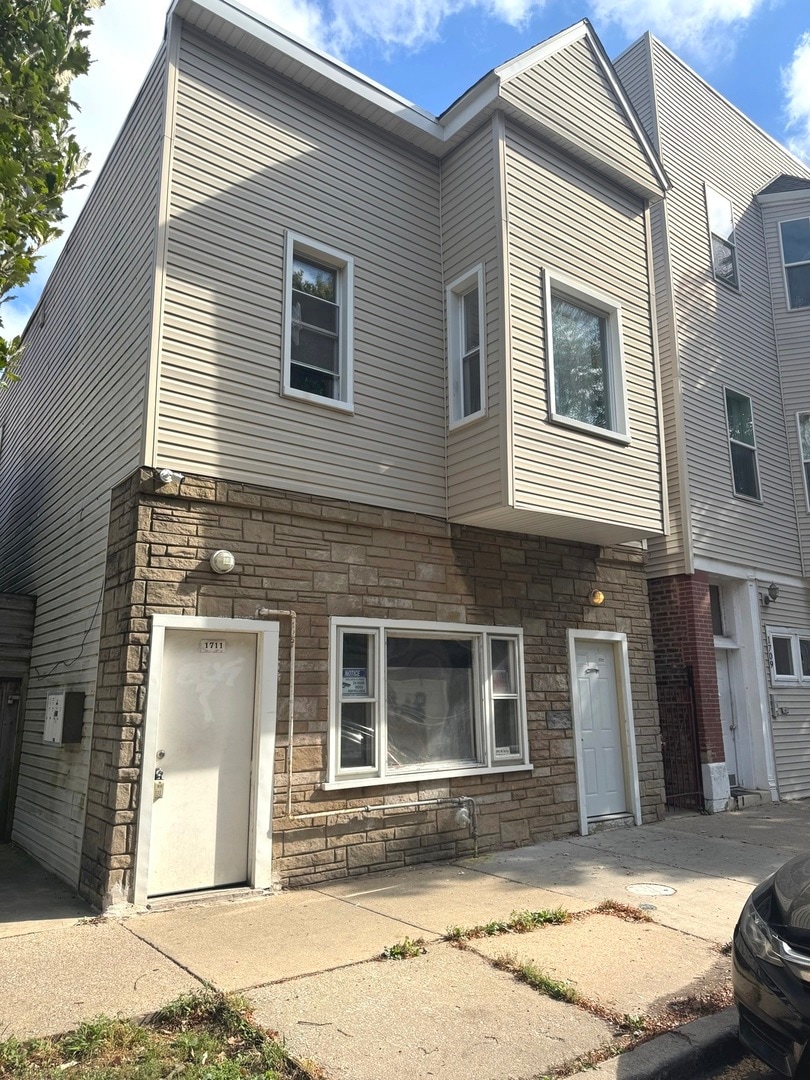 1711 N Kimball Ave unit 2F, Chicago, IL 60647 - photo 1