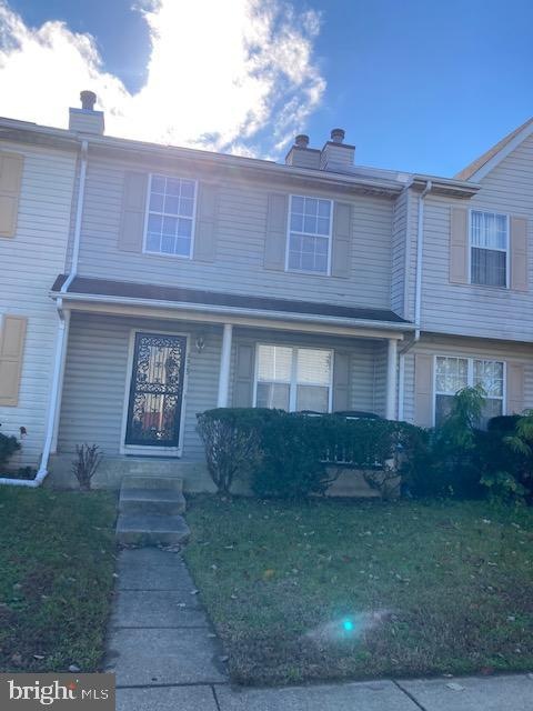 2923 Charred Wood Ct, District Heights, MD 20747 - photo 1