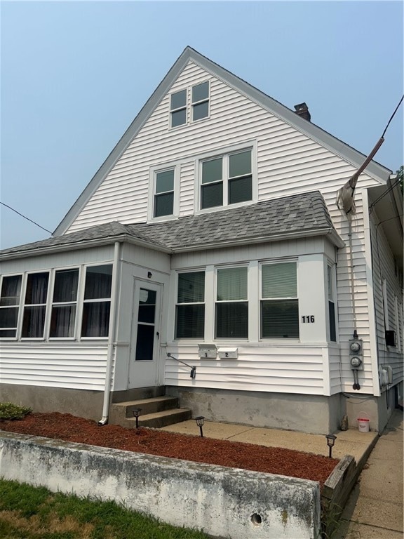 116 Webster St unit 2, Pawtucket, RI 02861 - photo 1