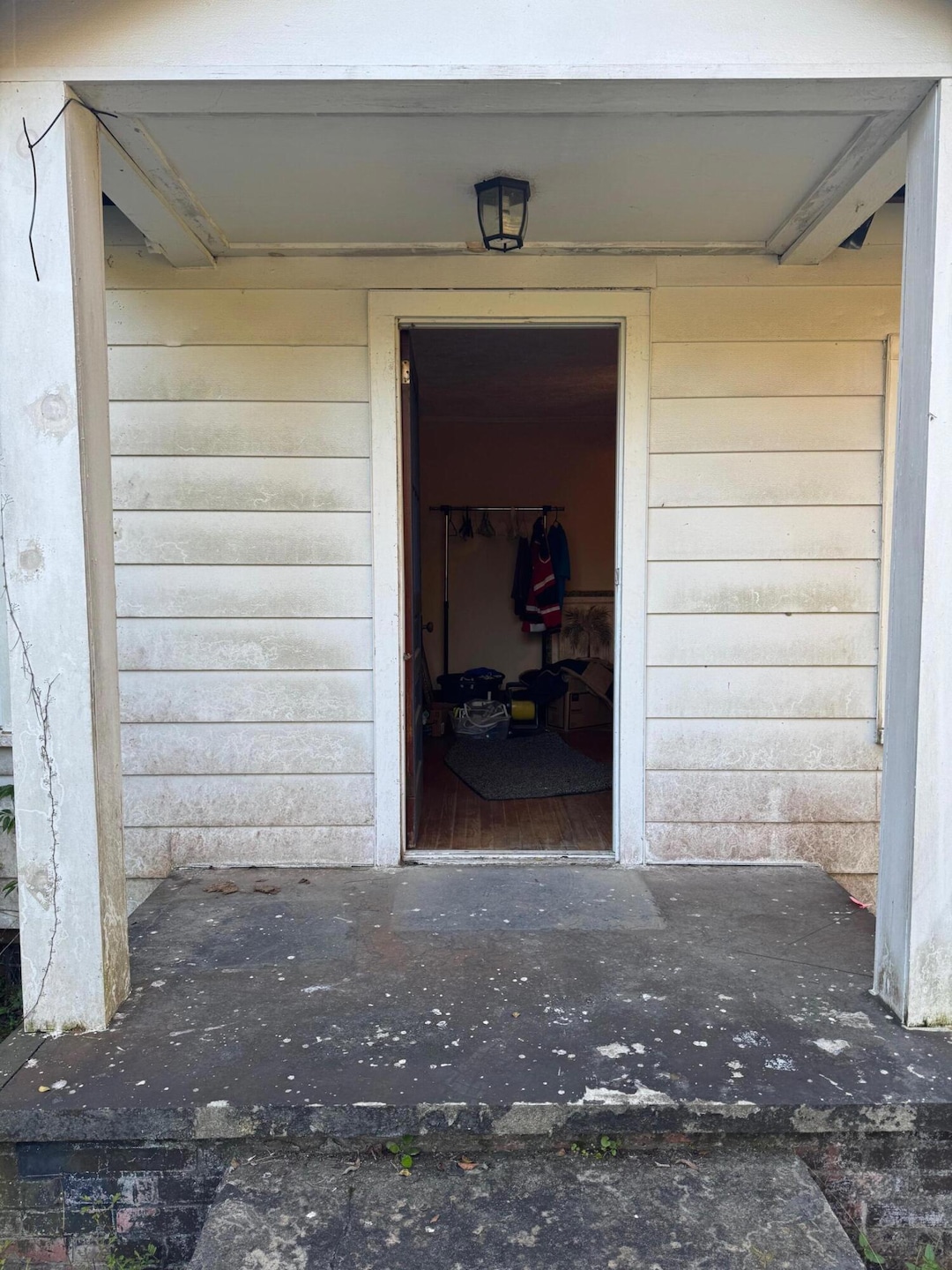 107 West St, Harleyville, SC 29448 - photo 1