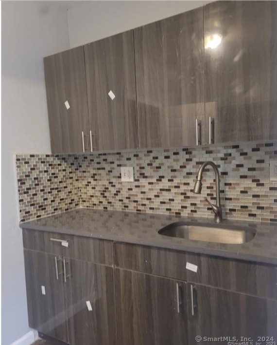 31 Whittier St unit 2A, Bridge Port, CT 06605 - photo 1