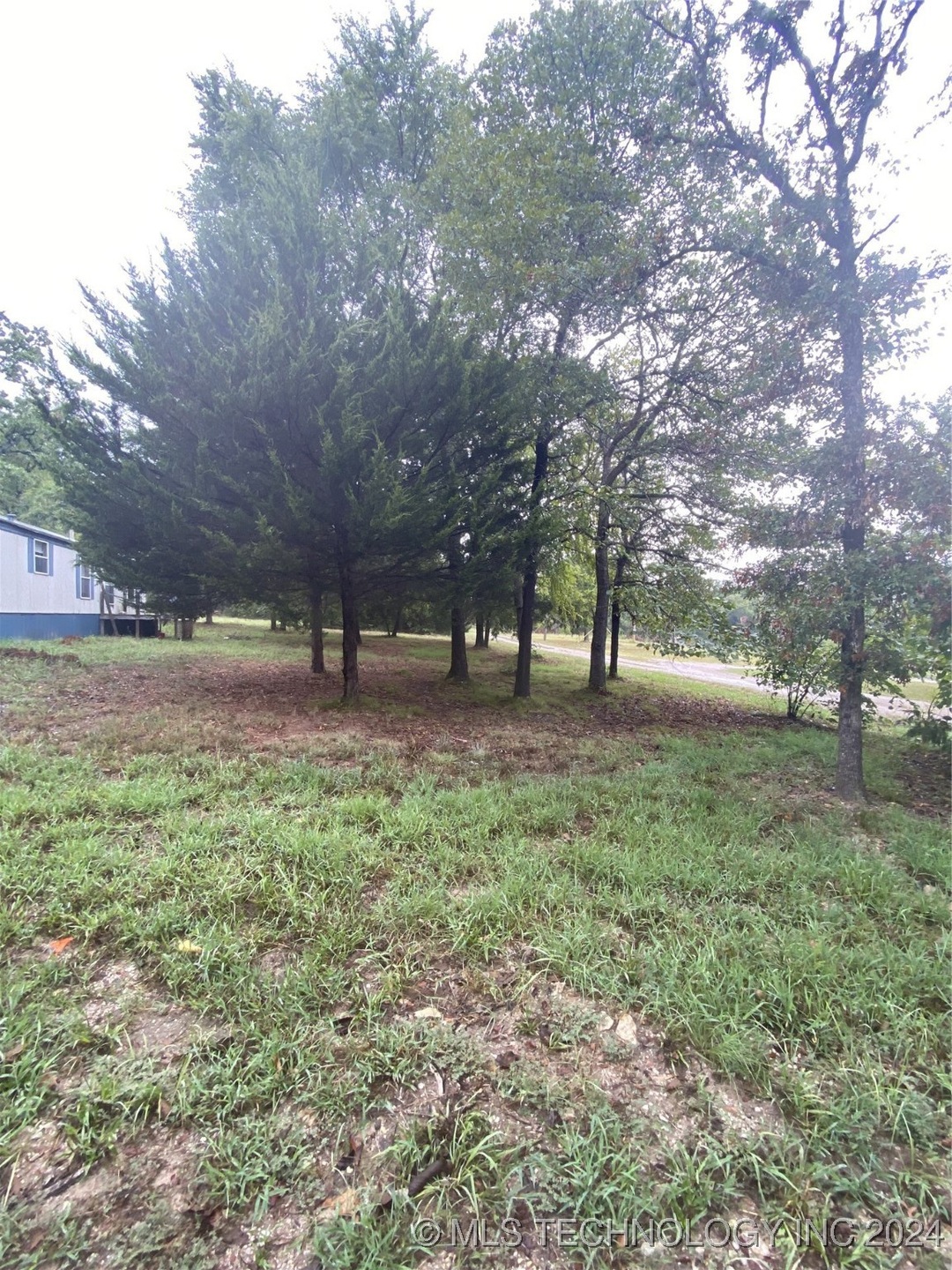 537 Lakeside Rd, Ardmore, OK 73401 - photo 1