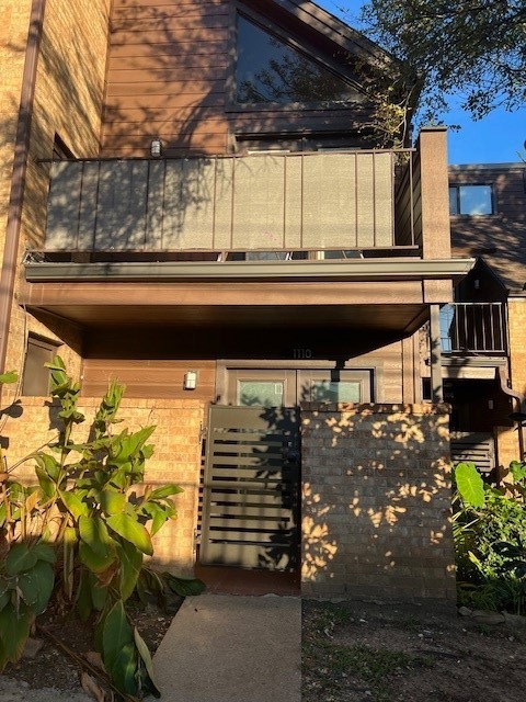 Oak Creek Condominiums unit 1110, Arlington, TX 76006 - photo 1