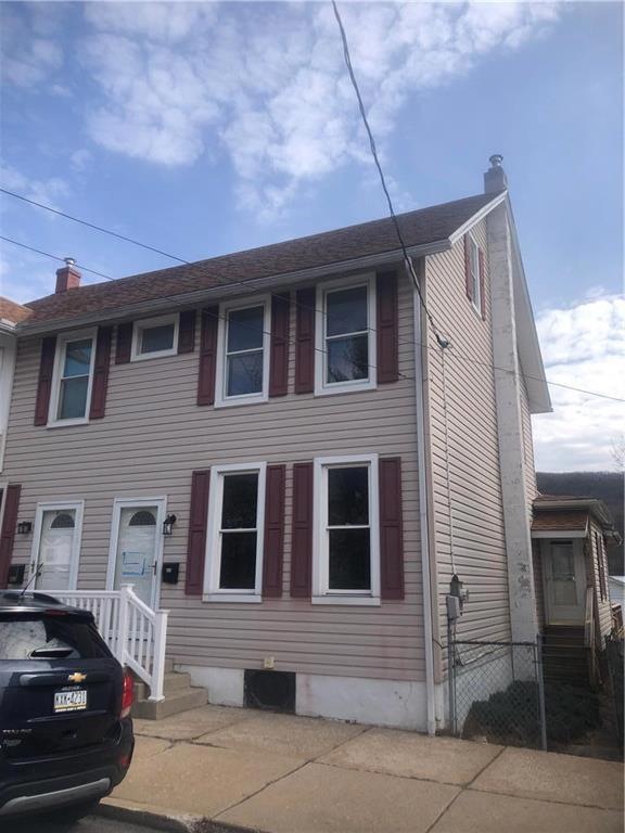 428 Center St, Jim Thorpe, PA 18229 - photo 1