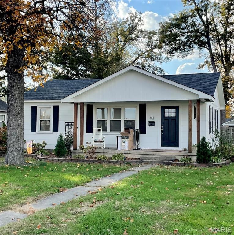 124 S Mulberry St, Dexter, MO 63841 - photo 1