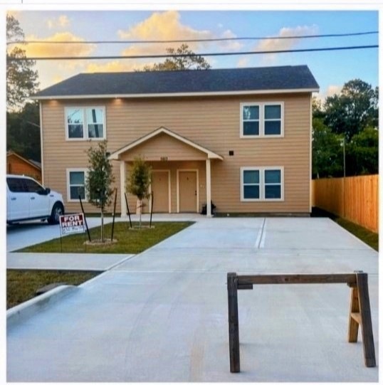 5813 Breland St unit B, Houston, TX 77016 - photo 1