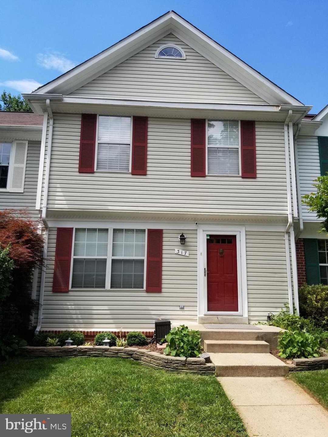 317 Felsted Ct, Sterling, VA 20165 - photo 1