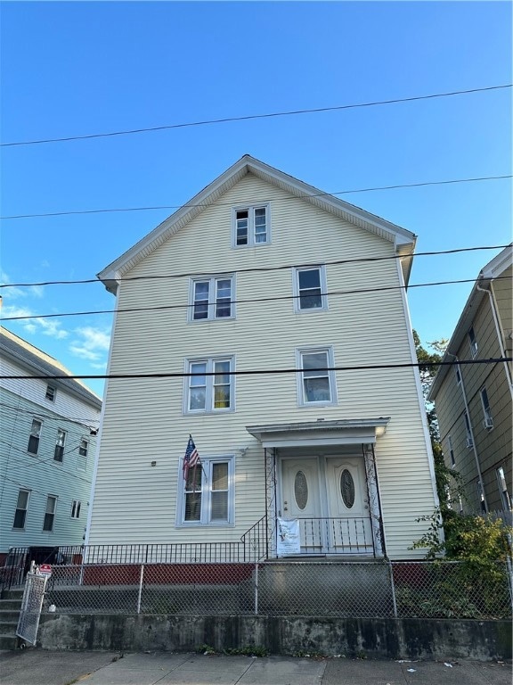 60 Anthony Ave, Pawtucket, RI 02860 - photo 1