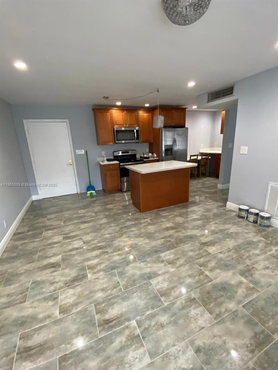 Sold $140,000 • Co-Listing Agent