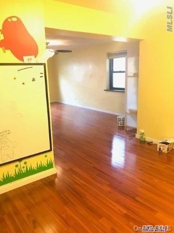 Linden Towers Coop unit 1D, Flushing, NY 11354 - photo 1