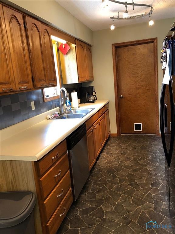 508 S Liberty St, West Unity, OH 43570 - photo 1