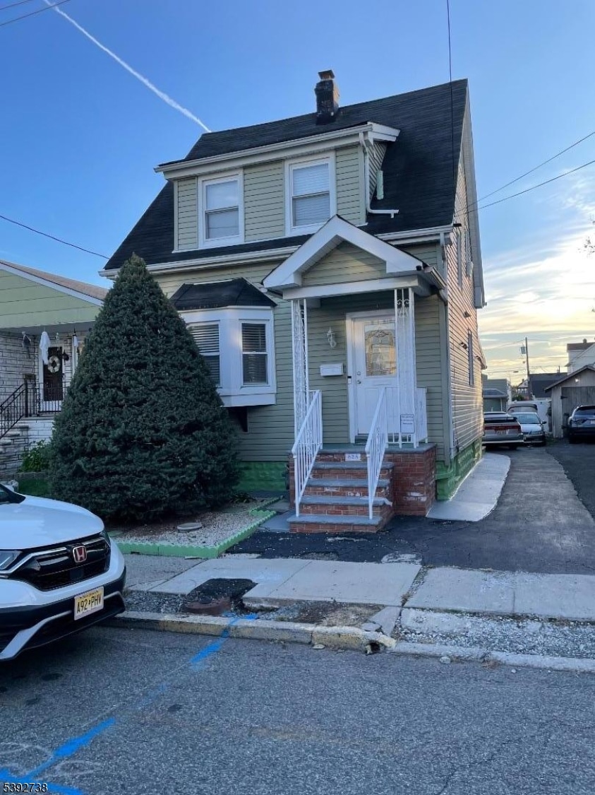 828 Allen St, Linden, NJ 07036 - photo 1