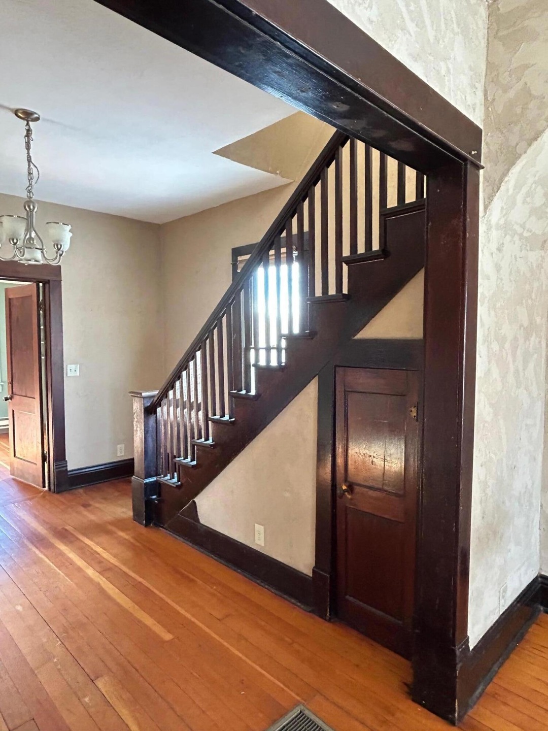 1045 N Gould St, Sheridan, WY 82801 - photo 1