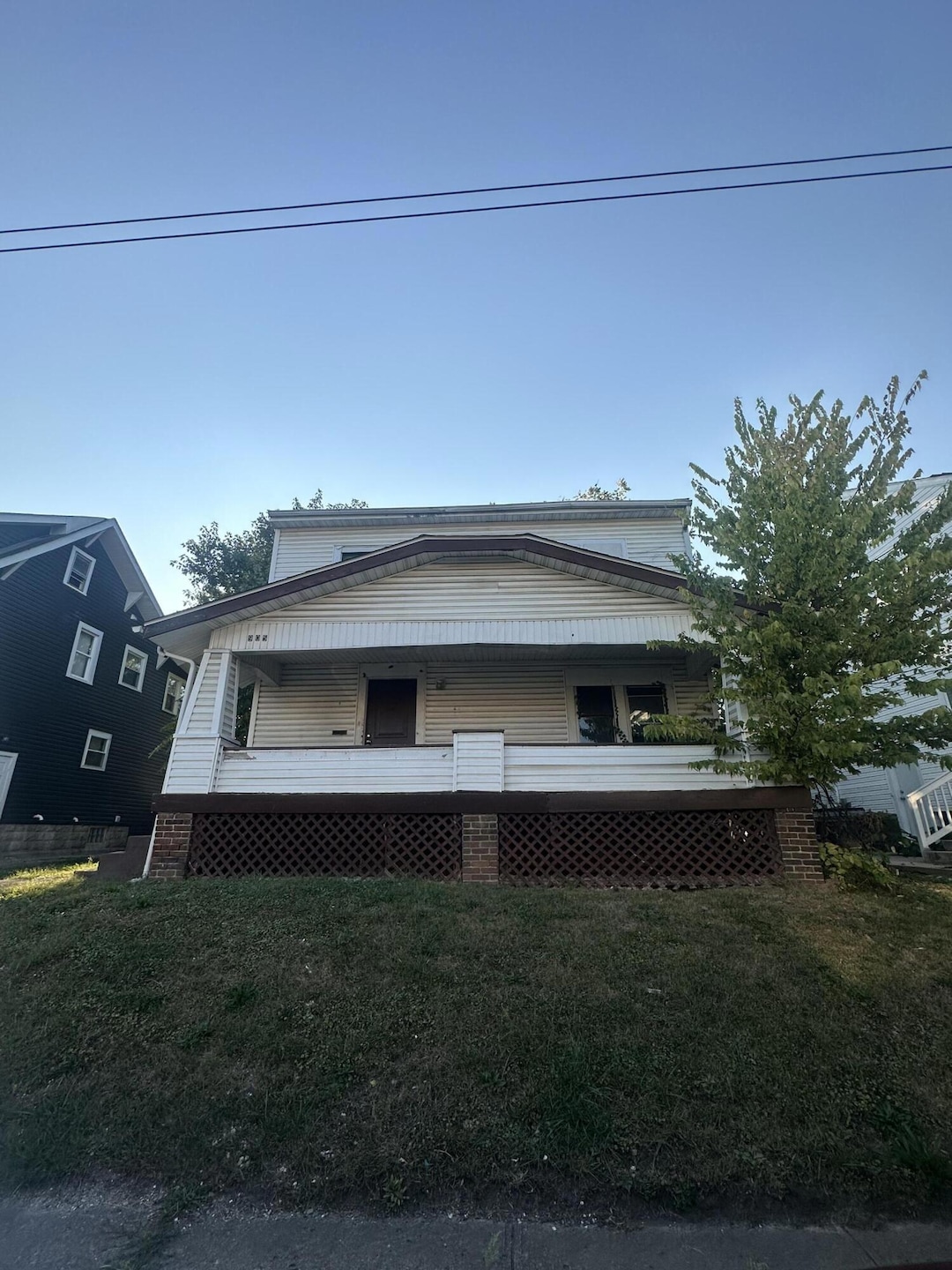 905 Carpenter St, Columbus, OH 43206 - photo 1