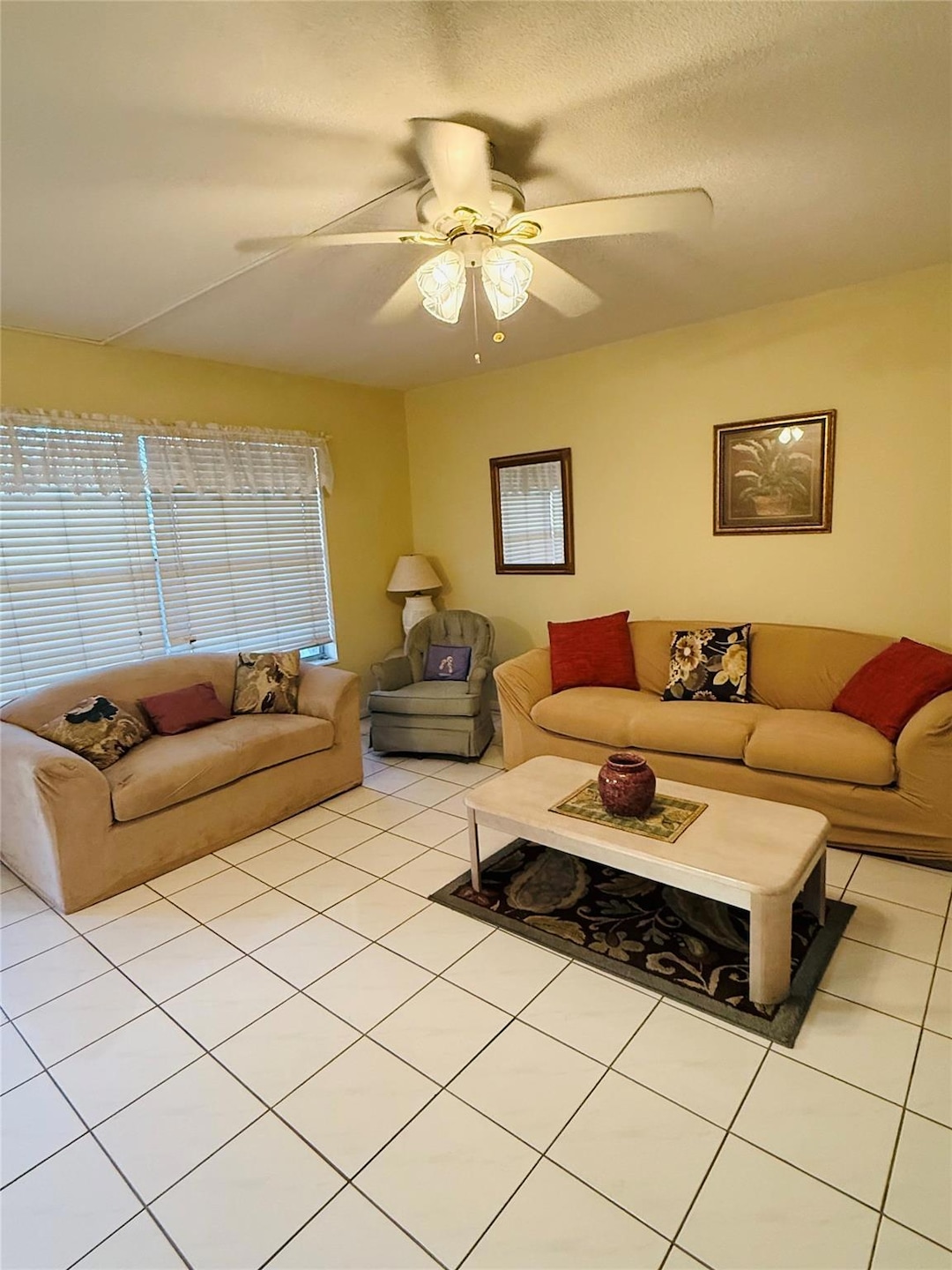 3081 NW 47th Terrace unit 206, Lauderdale Lakes, FL 33313 - photo 1