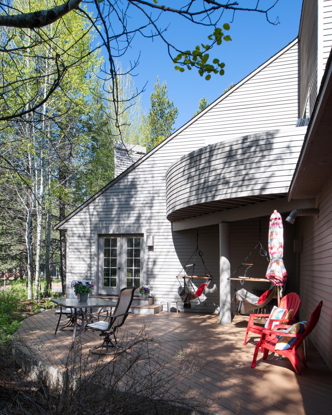 57616 Aspen Ln, Bend, OR 97702 - photo 1