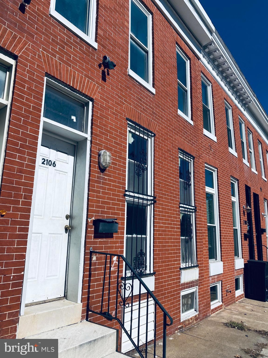 2106 E Fayette St, Baltimore, MD 21231 - photo 1