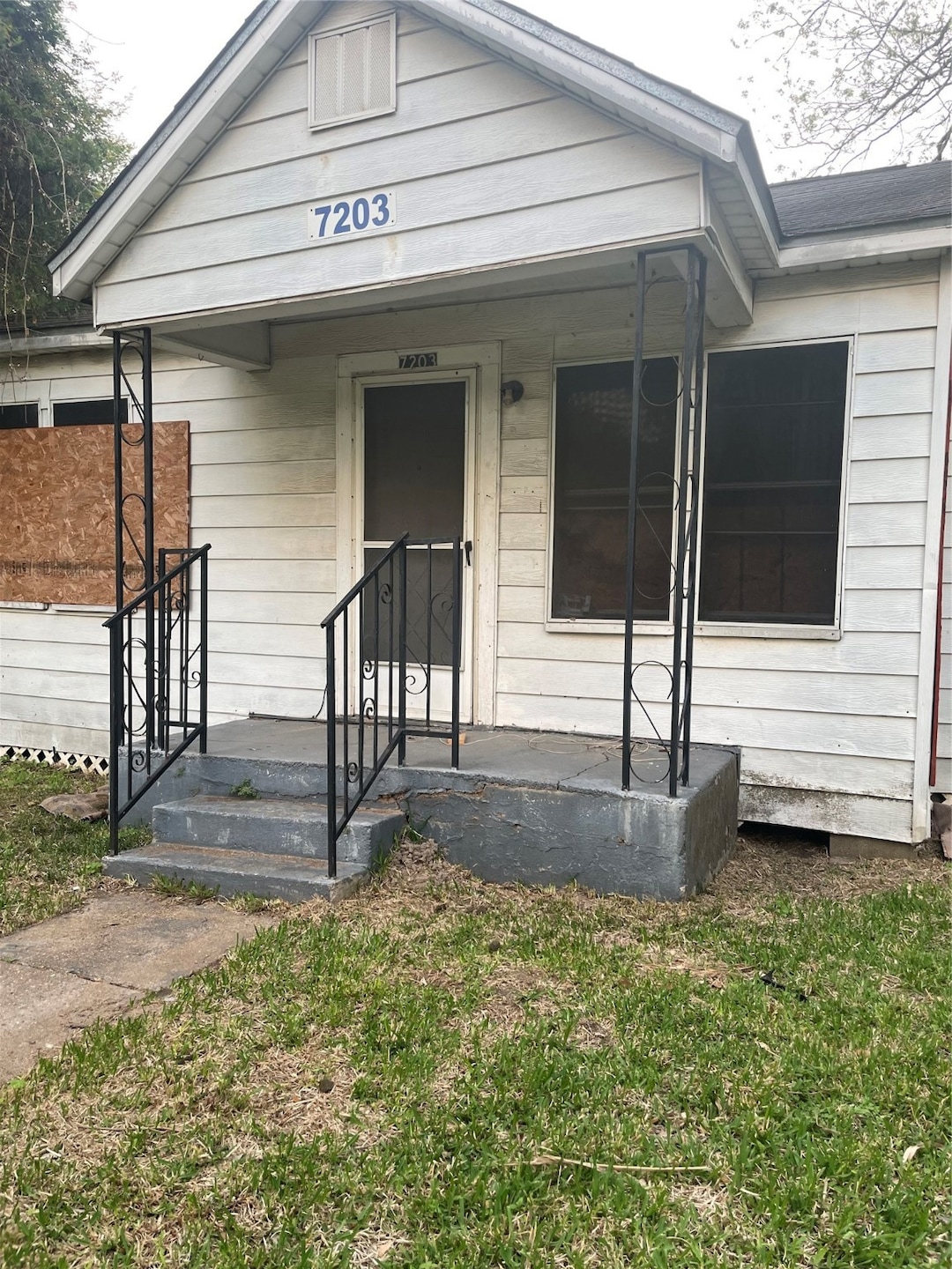7203 Bonita St, Houston, TX 77016 - photo 1